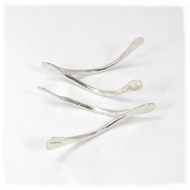 Silver wishbone from wire